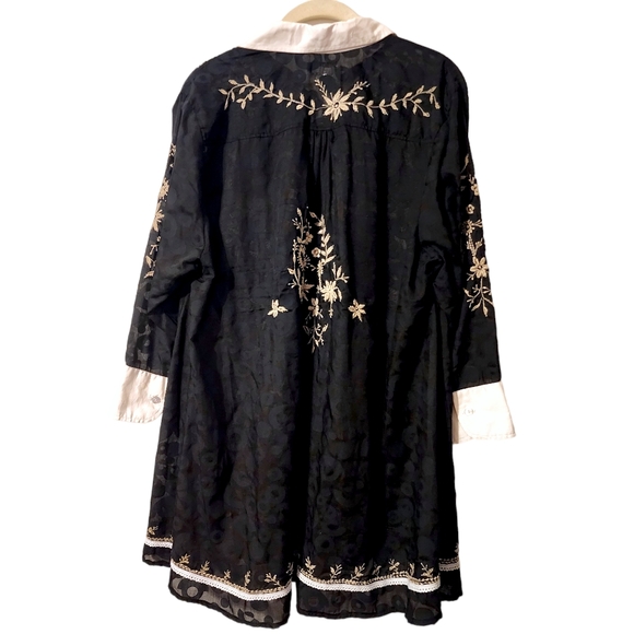 PONG Poco LTD Embroidered Hi-Low Tunic Top | Size Medium - Picture 3 of 7